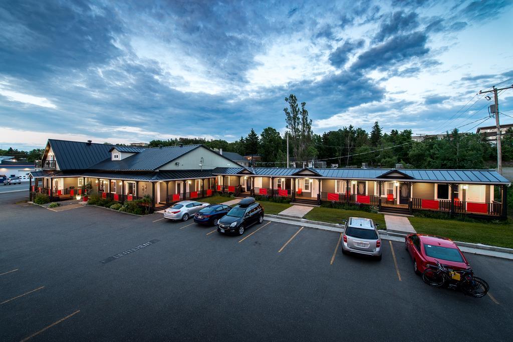 Auberge Amerilys Riviere-du-Loup Ngoại thất bức ảnh